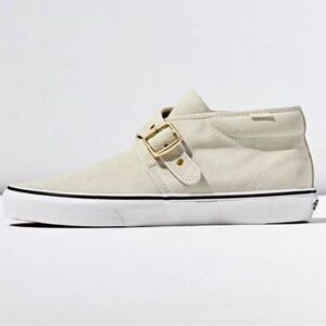 Vans Off the wall Chukka Ms Ivory Size Men’s 6 - Ladies 7.5 Gold Buckle …